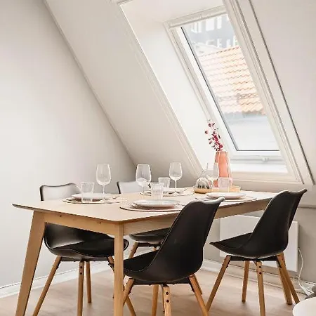Heimby Homes - Large Floor Apartment