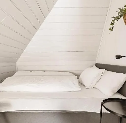 Daire Heimby Homes - Large Floor Bergen