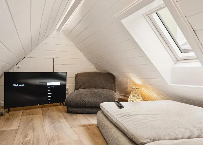 Heimby Homes - Large Floor Bergen